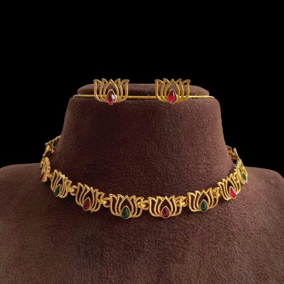 Poddo Neckpeice